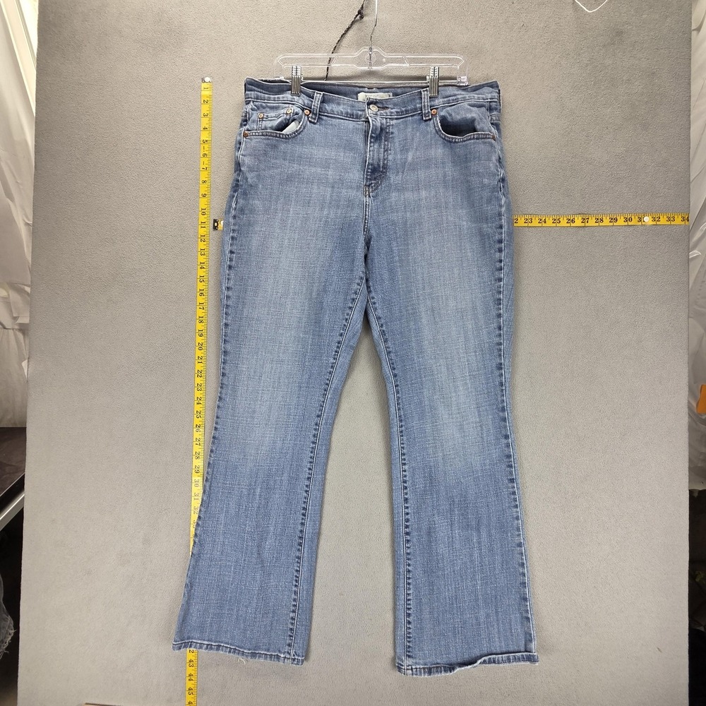 Levis Jeans Womens 16 Blue Bootcut Stretch Mid Rise Light Wash Denim